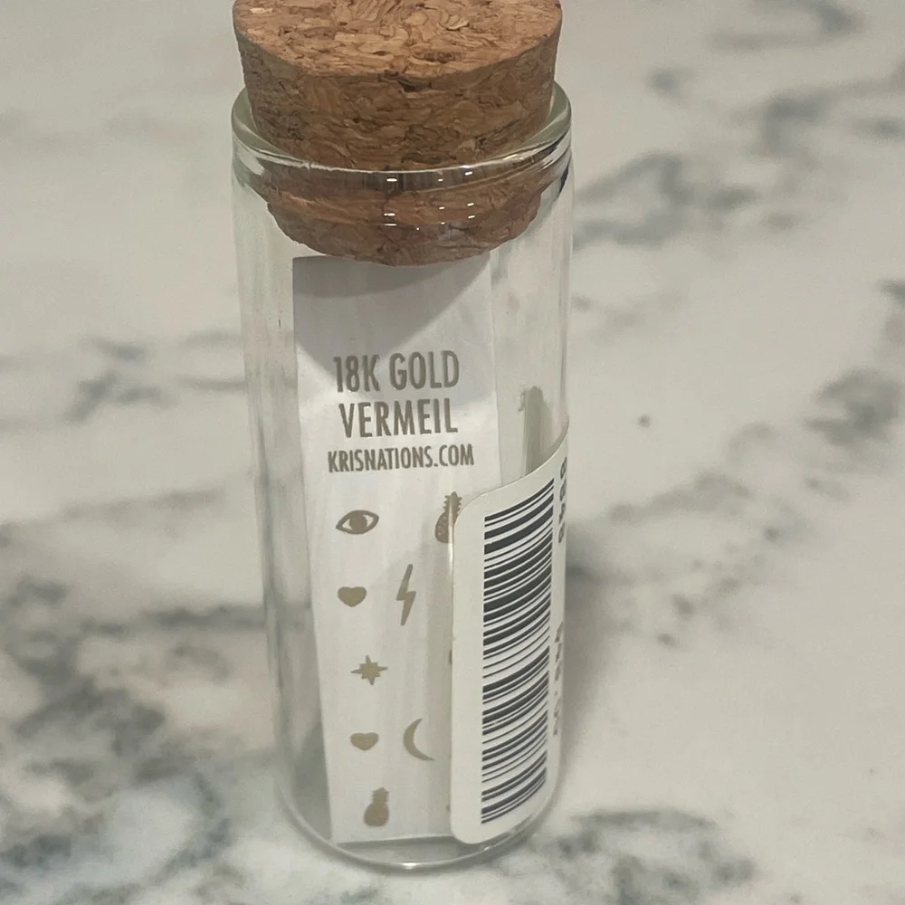 Kris Nations lightning bolt